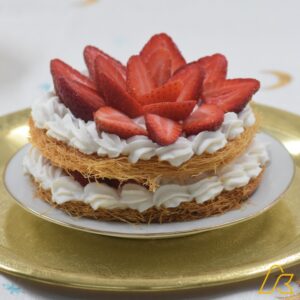 kunafa strawberry cream club